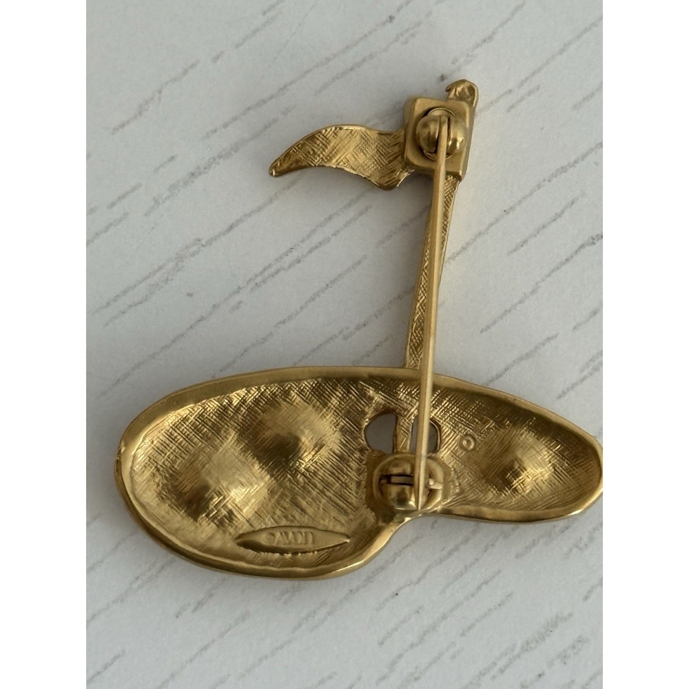 Gorgeous Vintage Avon Brooch Pin Golf Tee Time Brushed Gold Tone Faux Pearls ⛳️ - Picture 2 of 3